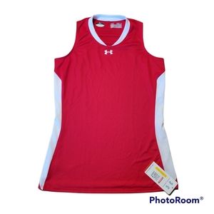 NWT Womens small Under Armor sleeveless heatgear exercise shirt